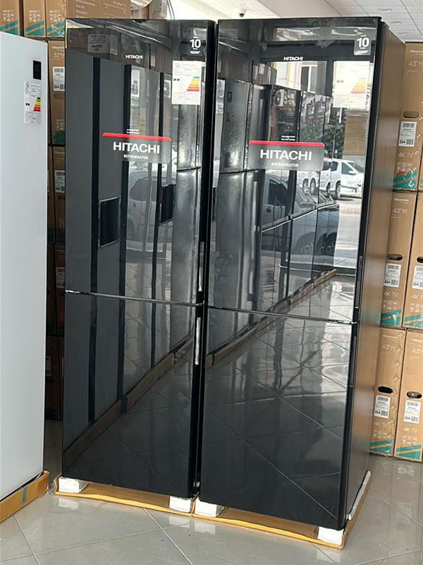 طراحی شیک با ساختار یخچال بالا و فریزر پایین در یخچال فریزر هیتاچی مدل R-BG410